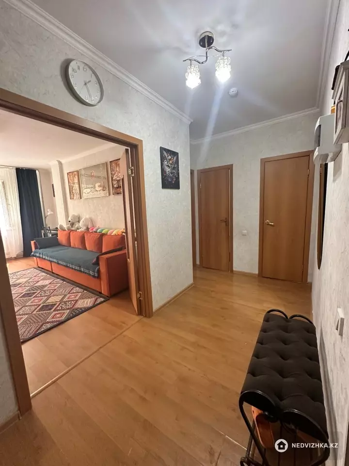 2-комнатная квартира, этаж 2 из 11, 56 м², фотография 2