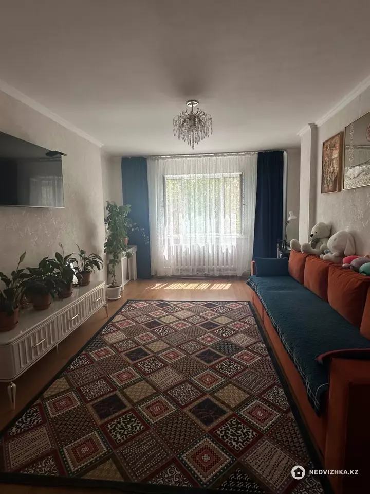 2-комнатная квартира, этаж 2 из 11, 56 м², фотография 3