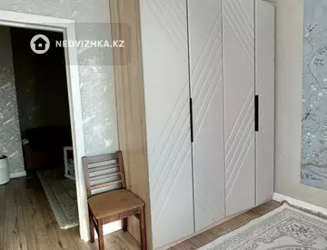 2-комнатная квартира, этаж 2 из 12, 42 м², миниатюра 5