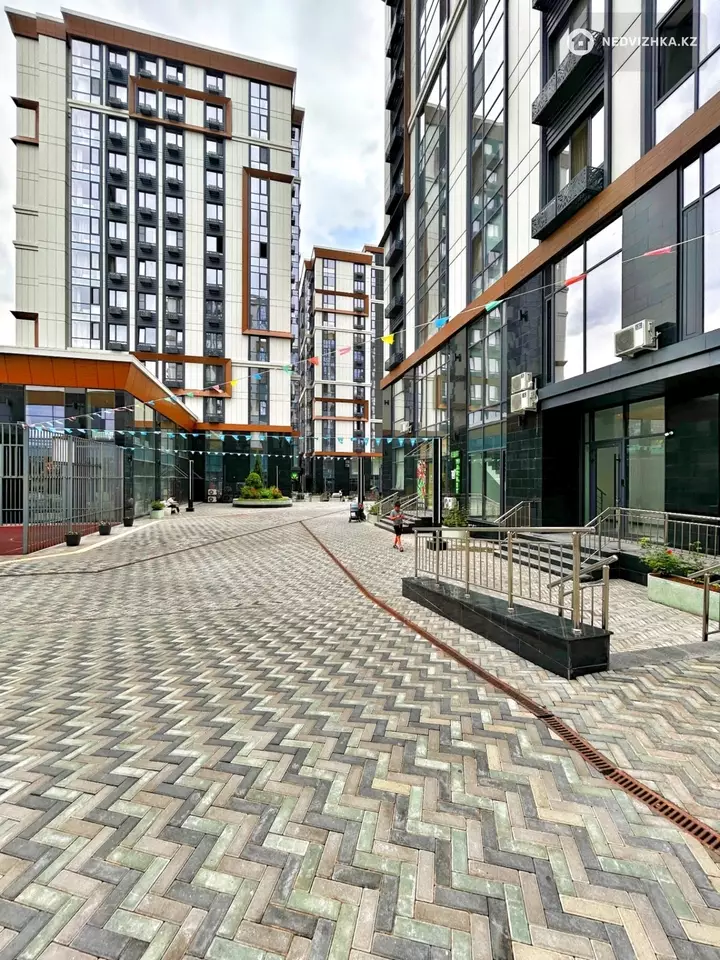2-комнатная квартира, этаж 3 из 13, 50 м², фотография 2