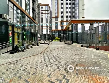 2-комнатная квартира, этаж 3 из 13, 50 м², миниатюра 6