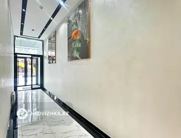 2-комнатная квартира, этаж 3 из 13, 50 м², миниатюра 12