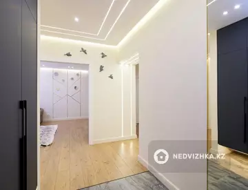 3-комнатная квартира, этаж 6 из 8, 95 м², миниатюра 2