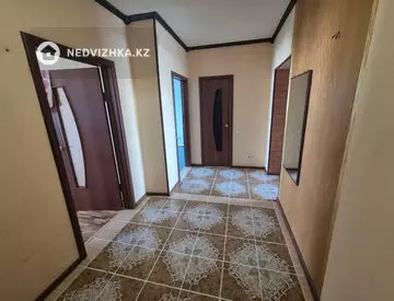 2-комнатная квартира, этаж 8 из 11, 64 м², миниатюра 3