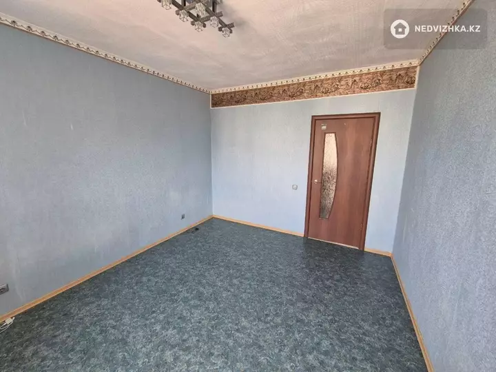 2-комнатная квартира, этаж 8 из 11, 64 м², фотография 4