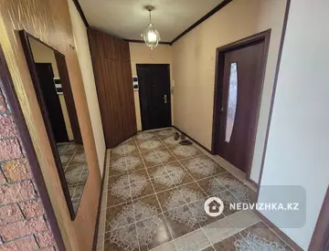 2-комнатная квартира, этаж 8 из 11, 64 м², миниатюра 7