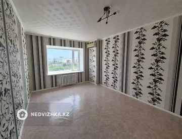 2-комнатная квартира, этаж 8 из 11, 64 м², миниатюра 10