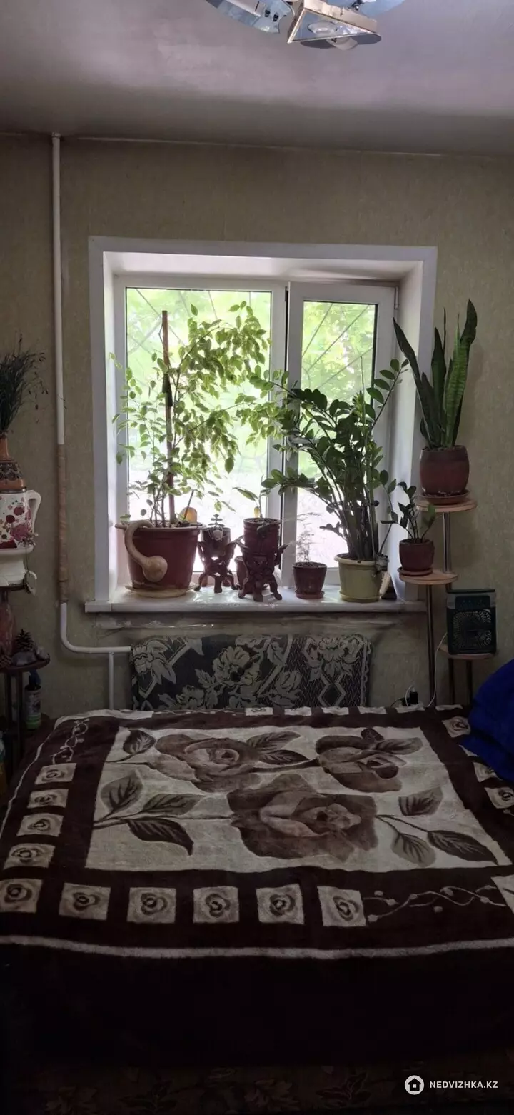 3-комнатная квартира, этаж 1 из 5, 56 м²