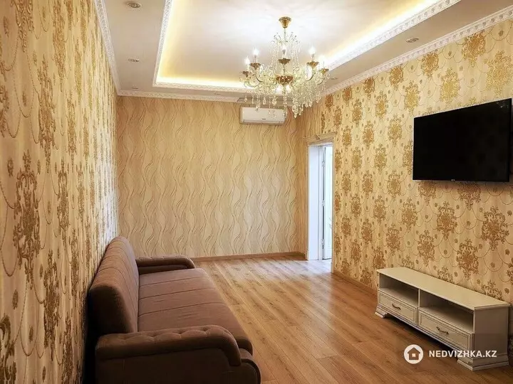 2-комнатная квартира, этаж 12 из 15, 63 м², фотография 3