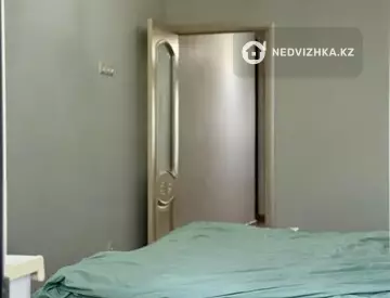 3-комнатная квартира, этаж 12 из 12, 89 м², миниатюра 1