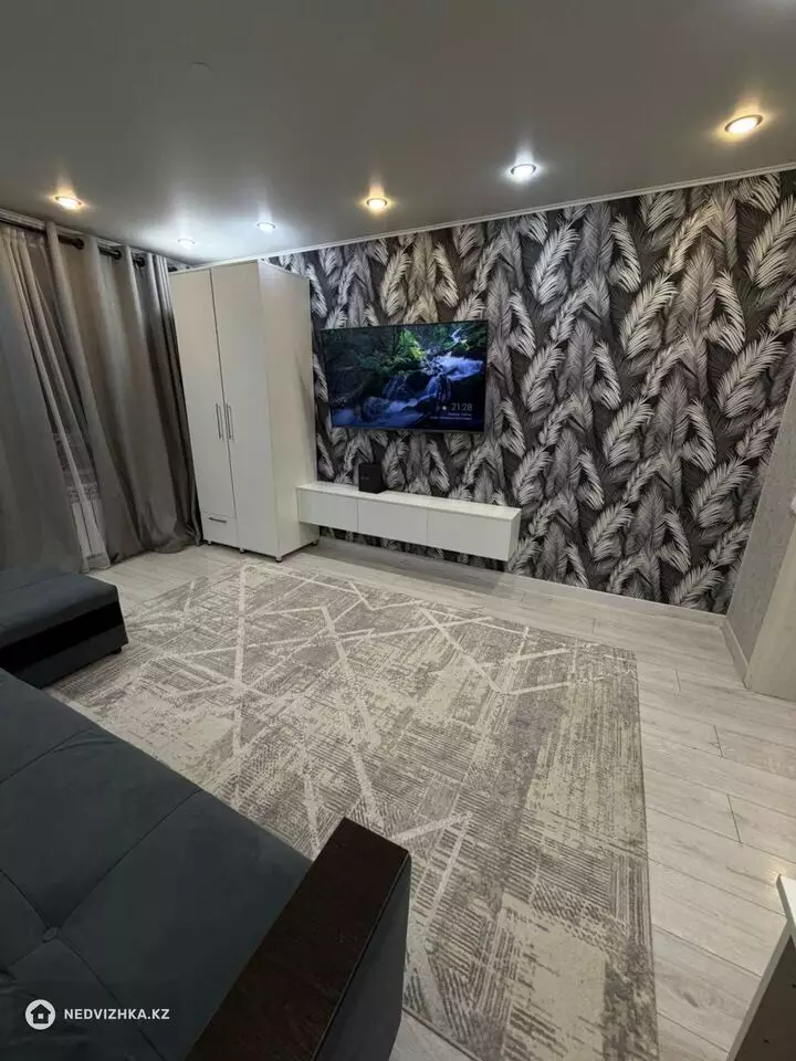 3-комнатная квартира, этаж 5 из 5, 62 м², фотография 2