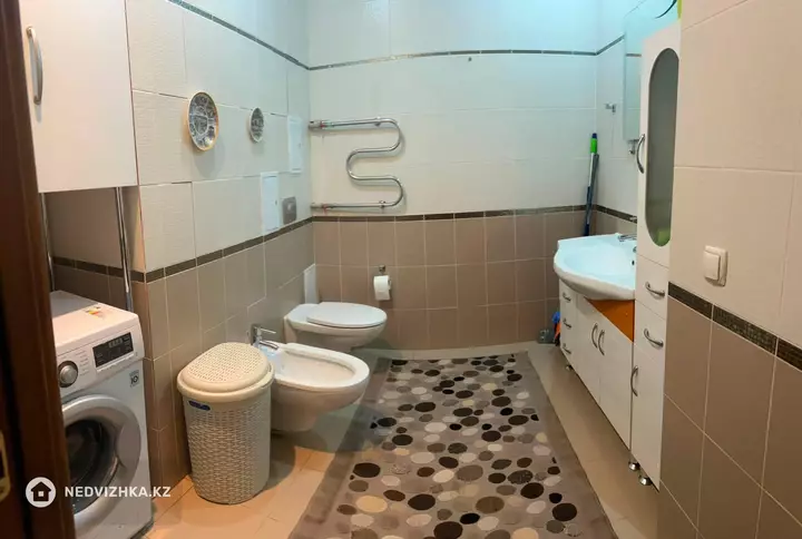 3-комнатная квартира, этаж 8 из 14, 105 м²