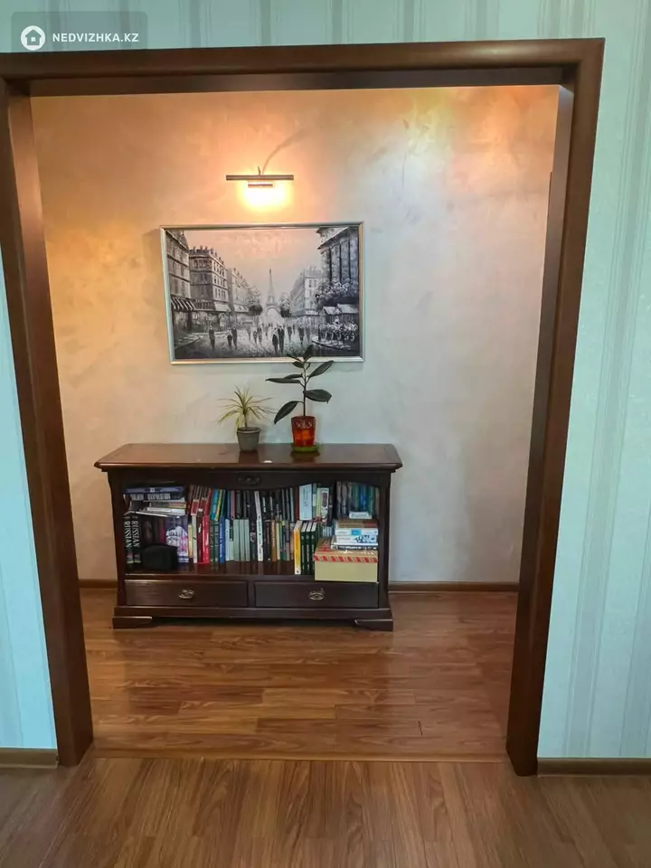 3-комнатная квартира, этаж 8 из 14, 105 м², фотография 5