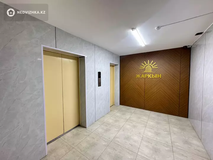 1-комнатная квартира, этаж 4 из 17, 44 м²