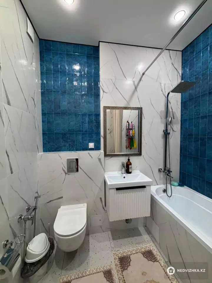 4-комнатная квартира, этаж 7 из 12, 104 м², фотография 3