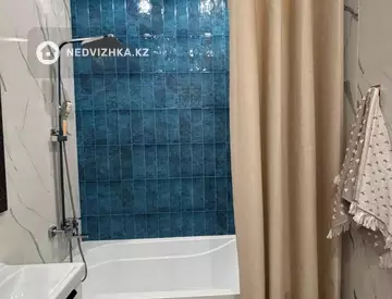 4-комнатная квартира, этаж 7 из 12, 104 м², миниатюра 4