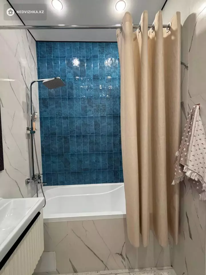 4-комнатная квартира, этаж 7 из 12, 104 м², фотография 4