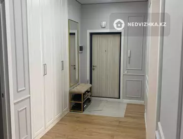 4-комнатная квартира, этаж 7 из 12, 104 м², миниатюра 5