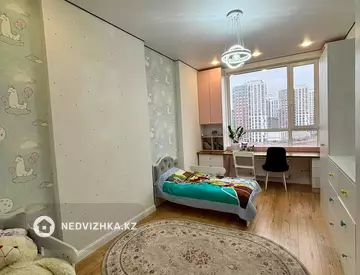 4-комнатная квартира, этаж 7 из 12, 104 м², миниатюра 7