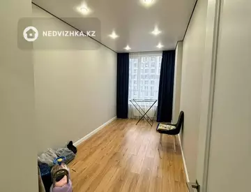 4-комнатная квартира, этаж 7 из 12, 104 м², миниатюра 9