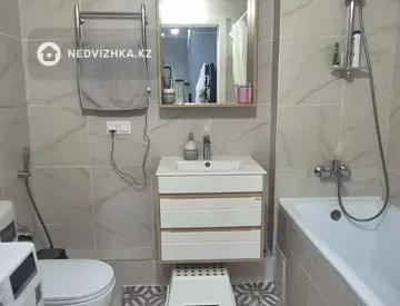 3-комнатная квартира, этаж 3 из 10, 77 м², миниатюра 3