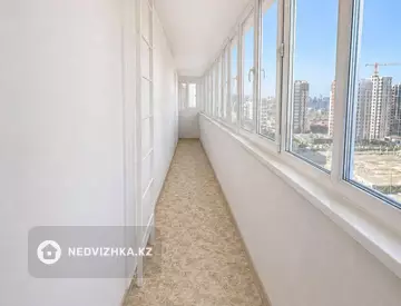 2-комнатная квартира, этаж 11 из 23, 67 м², миниатюра 8