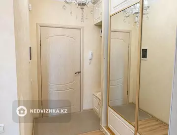 2-комнатная квартира, этаж 11 из 23, 67 м², миниатюра 12