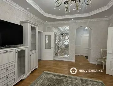 3-комнатная квартира, этаж 10 из 12, 86 м²