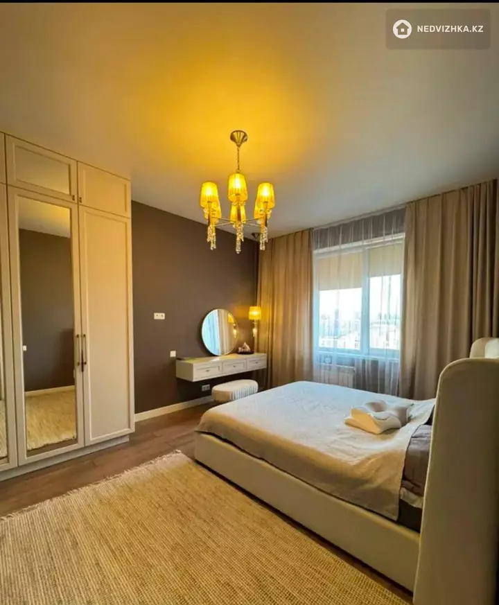 2-комнатная квартира, этаж 10 из 16, 65 м², фотография 4