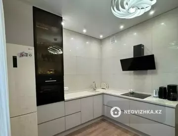 2-комнатная квартира, этаж 10 из 16, 65 м², миниатюра 9