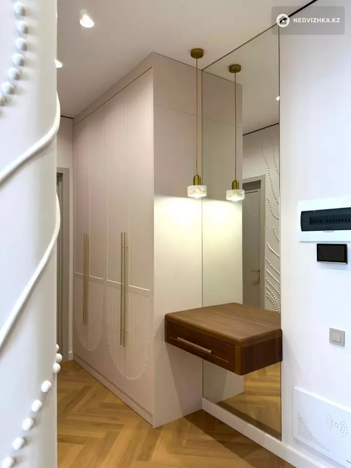 2-комнатная квартира, этаж 7 из 12, 63 м², 4-фотосурет
