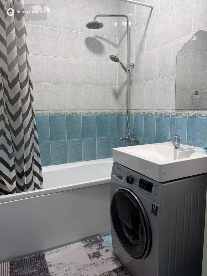 2-комнатная квартира, этаж 13 из 18, 70 м², фотография 2