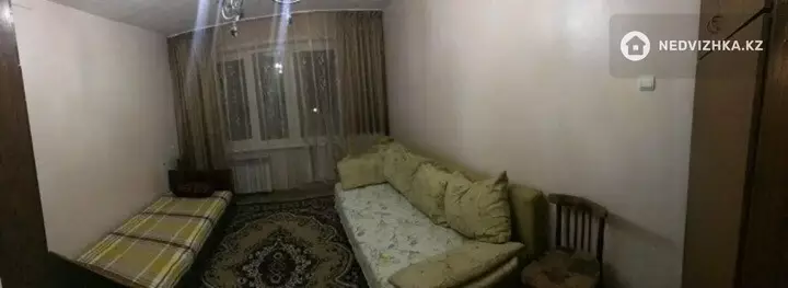 3-комнатная квартира, этаж 2 из 5, 65 м², фотография 2