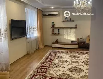 4-комнатная квартира, этаж 5 из 12, 104 м²
