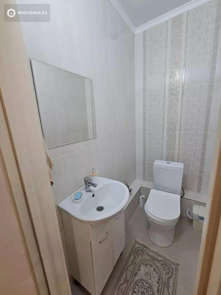 3-комнатная квартира, этаж 11 из 19, 107 м², фотография 2