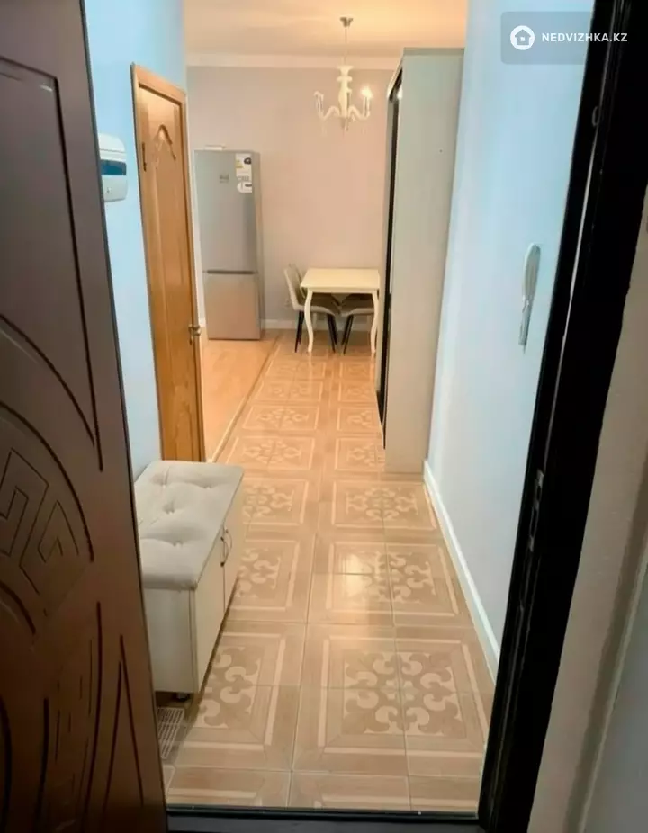 2-комнатная квартира, этаж 9 из 22, 68 м², фотография 4
