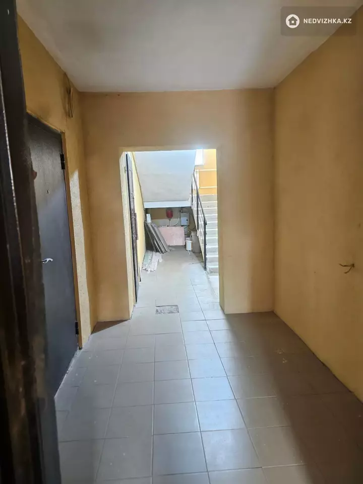 3-комнатная квартира, этаж 1 из 6, 113 м², фотография 4