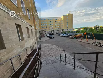 3-комнатная квартира, этаж 1 из 6, 113 м², миниатюра 3