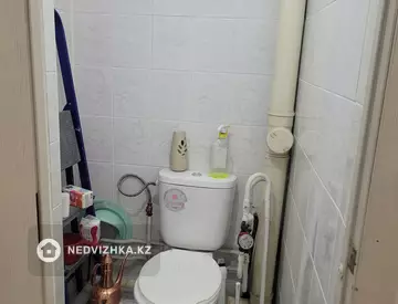 2-комнатная квартира, этаж 4 из 4, 49 м²