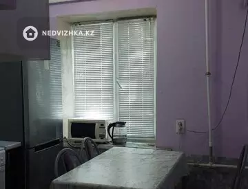 3-комнатная квартира, этаж 3 из 3, 60 м²