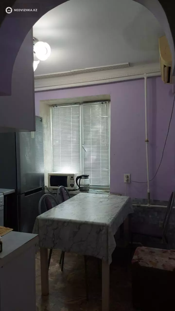 3-комнатная квартира, этаж 3 из 3, 60 м², фотография 3
