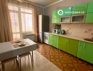 2-бөлмелі пәтер, қабат 4 барлық қабат саны 9, 76 м², Посуточно, 11-нобай
