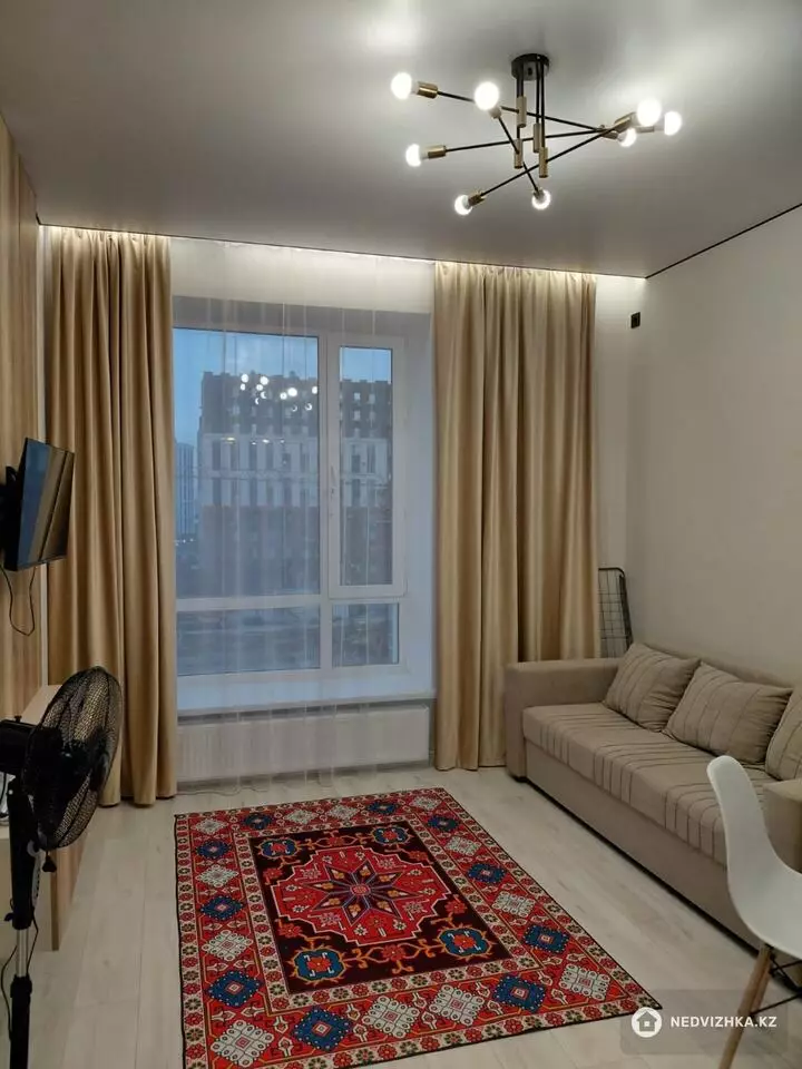 2-бөлмелі пәтер, қабат 5 барлық қабат саны 9, 38 м², По часам, 2-фотосурет
