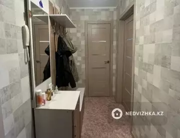 1-комнатная квартира, этаж 6 из 9, 38 м², миниатюра 11