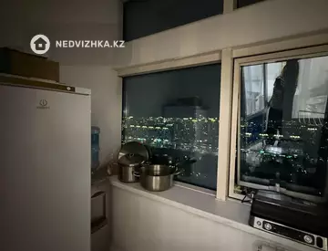 3-комнатная квартира, этаж 23 из 23, 141 м², миниатюра 9