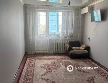 2-комнатная квартира, этаж 4 из 5, 48 м²