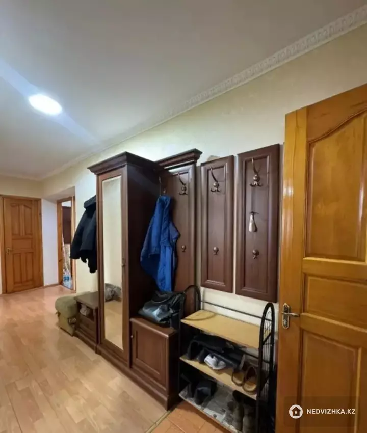 4-комнатная квартира, этаж 4 из 9, 78 м², фотография 5