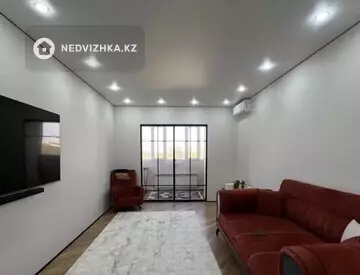 2-комнатная квартира, этаж 3 из 5, 74 м²