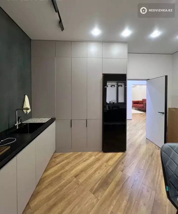 2-бөлмелі пәтер, қабат 3 барлық қабат саны 5, 74 м², 3-фотосурет