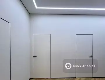 2-комнатная квартира, этаж 3 из 5, 74 м², миниатюра 6